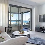Modern With Sea View Apartment